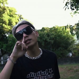 20K views · 425 reactions | Max Dylan | PILLS | Facebook