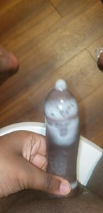 BBC filling condom with cum