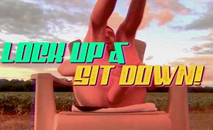 Poppers Trainer - Lock Up And Sit Down - Fangs