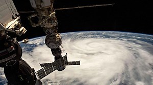 Un program creat de elevii români va rula pe Stația Spațială Internațională. Cum îi va ajuta acest sistem pe fermieri