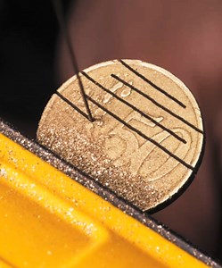 1.5M views · 2.3K reactions | Amazing jewelry from coins | 5-Minute Crafts Men | Facebook