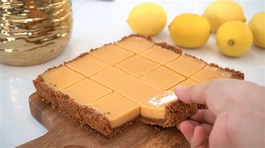 48K views · 214 reactions | Super Easy Creamy Lemon Bars How to make a luscious Lemon Bars. Here's what you'll need: CRUST: 2 cups crushed graham crackers (200g) 3 tbsp sugar (45g) 1/3 cup melted butter (75ml) FILLING: 1 and a half cup sweetened condensed milk (460g) 3 egg yolks 1/2 tsp vanilla extract (3ml) 1 tbsp cornstarch (7g) 2 tsp lemon zest 1/2 cup fresh lemon juice (125ml) | Savor Easy | Facebook