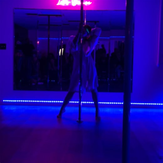 Jessica on Instagram: "I took my first ever official pole fitness course last night since I did it that one time on NY Ink 😂 Which personally I don’t even really count because reality tv is not real life. But I digress lol, @607polefusion came through with a serious grand opening showcase that has me obsessed with the art. I’ve got vids for you to obsess over too in this post. Two of Pole Fusion’s instructors, @sarahscissor (also the owner) and @seeteejaepole literally gave me chills. There is