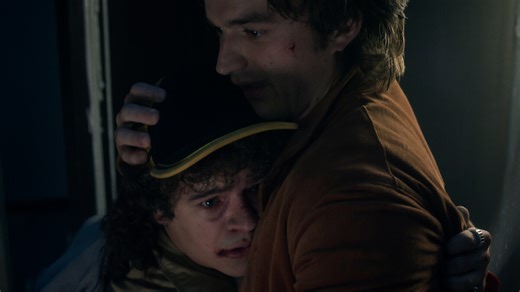 These Dustin and Steve Stranger Things Scenes Will Make You Belly Laugh and Cry