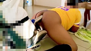 Stretching my asshole with a 1 Litre flask