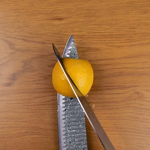 Cutting a lemon differently🍋 | Simple ideas