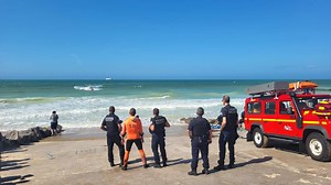 Sangatte : deux jeunes femmes isolées par la marée sauvées par les pompiers