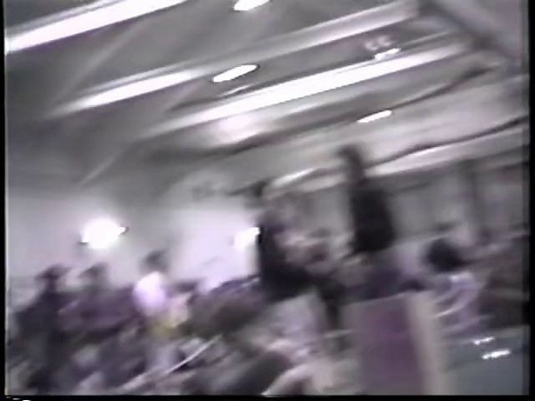 REAL MALE HIDDEN SPY CAMERA COLLEGE WRESTLERS LOCKER ROOM SHOWER PART 1