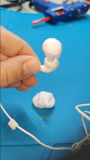 Cleaning Earpods with Magic Foam!🫧 #asmr #satisfying #cleaning #waitforit