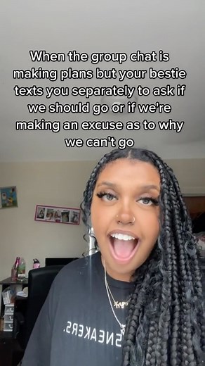 Females on Instagram: "Who else does this?!  - _meluus (TikTok) #females #girls #relatable #relatablereels #bestie #bestfriends #bestfriendgoals #reels #funnyreels #dailyreels #viralvideos #viralreels"