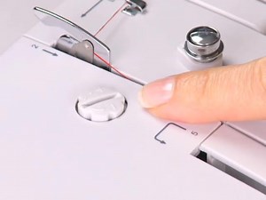 SINGER® CLASSIC™ 44S Sewing Machine Presser Foot Pressure www.singer.com #singer #swing #diy #singerlove #easyswing #sewinaddict #singermiddleeast #Singer_Africa #خياطة #ابداع #تصميم #ماكينات_خياطة #تفصيل | Singer Africa Middle East Ltd.