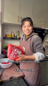 82K views · 2.7K reactions | （Xiong）Heading to Hangzhou for Work — Wu Made Homemade Beef Sauce & I Filmed a Step-by-Step Tutorial for You! 出发去杭州工作啦，临走前让吴做了点牛肉酱送给熙姐，还录了详细教程，大家也可以跟着学起来～ | 吴所不教wucancook | Facebook