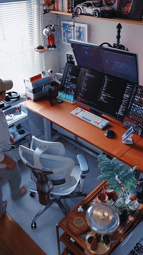 282K views · 4.4K reactions | màu nâu ngay lập tức tạo nên nét tinh tế #nghienphimco #setup #nghiensetup #decor #PC #maytinh #banlamviec #xuhuong #reels #trends #viral | Nghiện Phím cơ | Facebook