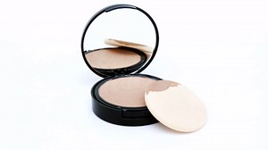 Radiant Professional Perfect Finish Compact Face Powder - Makeup Setting Powder for Face - Pressed Powder Compact with Face Sponge - Absorbs Excess Oil - UVA/UVB Protection - Rosy Skin (02)