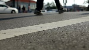Crosswalk Line Intersection: Stockvideos & Filmmaterial (100 % lizenzfrei) 750427 | Shutterstock