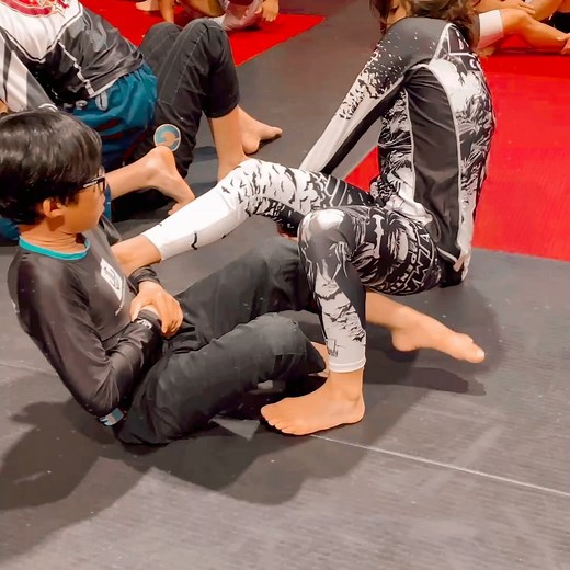 No-Gi Jiu Jitsu  Jr Kids working w/ Adults. #submissiongrappling #exceljiujitsu #oceansidecalifornia #mixedmartialarts #jiujitsunogi | EXCEL Jiu Jitsu MMA & Fitness | Facebook