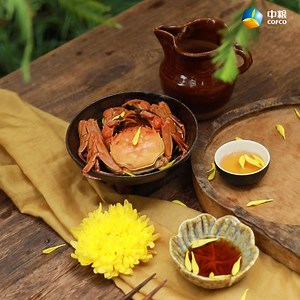 19 reactions | #ColdDew has descended upon us, painting the world in...