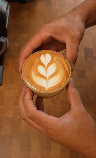 Latte Art Techniques: 4 Levels to Improve Your Pour
