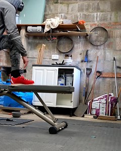 Quad extensions at home ️⁣ ⁣ Hands up who misses the quad extension...