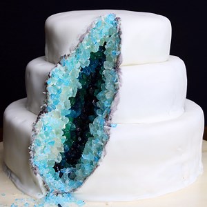 Geode Cake Recipe by Tasty