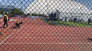 埃班克斯预赛前起跑