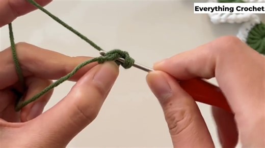 5.5K views · 25 reactions | Macramé Bag – Complete Video Tutorial Coming Soon! ✨ Get ready to create this stylish design step by step. Subscribe to Everything Macramé so you don’t miss the release — many more beautiful patterns await! 臨 | Everything Macrame | Facebook