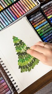 628K views · 5.6K reactions | Drawing an oil pastel Christmas tree #christmas #oilpastel #artprocess #arttutorial #satisfyingvideos #artasmr #satisfyingart | WitchMxm Art | Facebook
