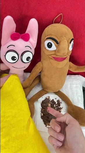 Tung Sahur in Pinki's bed