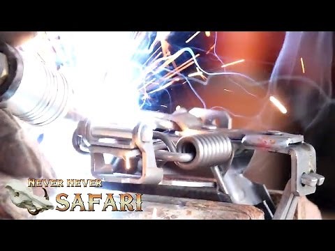 Modifying Coyote Traps (Bridger #2 dogless) - Never Never Safari