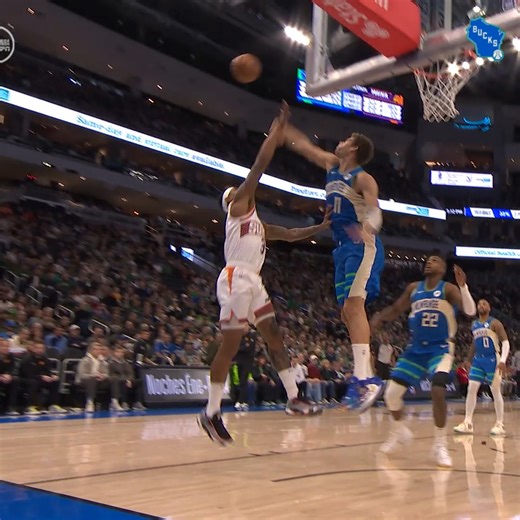 What a block from Brook! | Milwaukee Bucks
