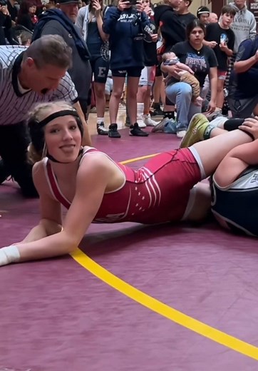 Mastering the Leg Cradle Technique in Wrestling