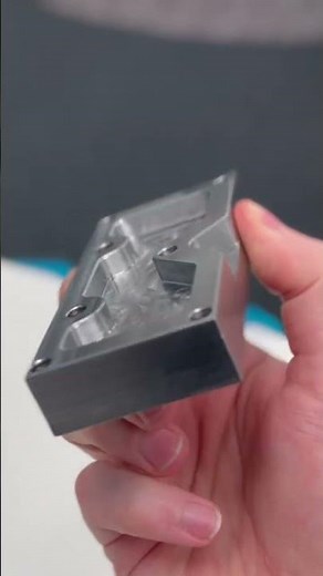 Titan 1M example. Programmed on the hurco control in under 3.5 minutes. 🔥 no cad/cam needed.