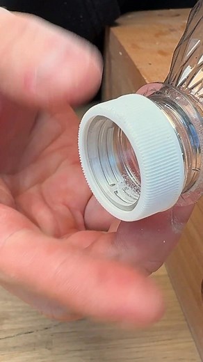 Do not throw old bottle caps away | Crafty Panda
