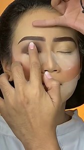 33K views · 476 reactions | Tutorial makeup pengantin adat jawa #tutorialmakeup #pengantinadatjawa #pengantinadat #makeupglamour #makeupelegant #makeupsoft #makeupnatural #makeupglowing #makeupakad #makeupresepsi #tutorialmakeupviral | Tutorial Makeup | Facebook