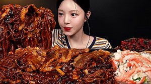 Spicy Beef Brisket Black Bean Noodles with Crab Seafood Mukbang ASMR #asmr #asmrfood #satisfying #asmrsounds | Boki Mukbang