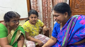 72K views · 325 reactions | ✈️ Anushaku Americaku  Parcel Anupa Perimma & Amma Tavana Podi Ready Paniyachu  | Yummy Tummy | Facebook