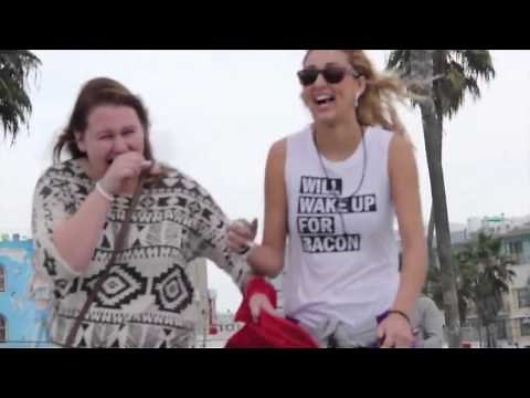 NICE BOOBS PRANK!! - Prank It Up!