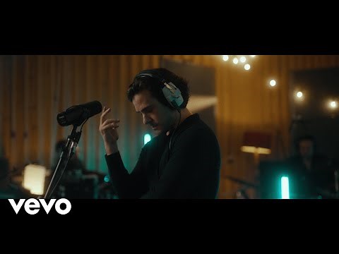 You Don't Have To Say You Love Me / Io che non vivo senza te (Medley / Live At Pool Stu...