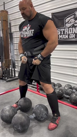 120lbs, near 55kg circus dumbell X 5 ground to overhead by legend Brian Shaw for fun ....💪 WSM Retiree but certainly not out of the game!! | Man Beast Strongman Events