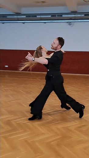 Who needs to try this Quickstep routine? 🔥 #quickstep #ballroomdancing #standarddancer #ballroomtutorials #standardtutorials #standardteacher | Catharina Malek