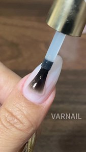 32K views · 577 reactions | Have u tried our Chrome Powder? ✨壟VM06 Light Gold, Easy and smooth to apply! (varnail.com) Base Coat Color Gel Polish - 109 Bubble Bath 2-in-1 Chrome Top Coat Nail Chrome - VM06 Light Gold  Shop More Nail Supply at varnail.com or in our bio link  PLEASE FOLLOW US TO GET THE TRENDY NAIL TECH! #nails #chromenails #goldnails #holidaynails #glitternails | VARNAIL | Facebook