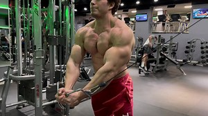19K views · 2.8K reactions | Chest Workout Cable crossover • set...