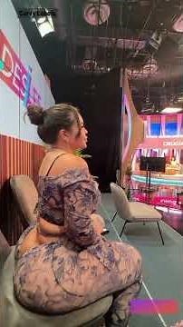 Victorya Addad - Curvy Model Plus Size Fashion | Bio, Age, Career, Facts