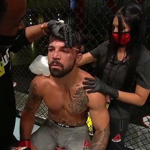 105K views · 3.1K reactions | With only his girlfriend in his corner, Platinum Mike Perry picked up the win at UFC Vegas 4. | ESPN MMA | Facebook