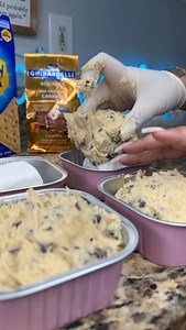 955K views · 8.4K reactions | Yall hear my nephew "Let me help you" #sweettooth #reels #desserts #chocolatechipcookie #smores | cheffingwithamber | Facebook