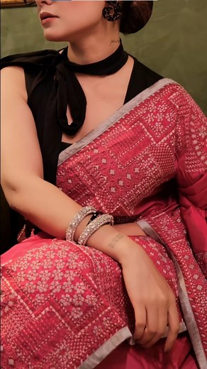 Sadiya A. Suchita perfectly embodies festive grace in this must-have statement piece from Aarong. Aarong Puja/25 collection is now available at all Aarong outlets. Explore our entire collection here: tinyurl.com/2n82ww29 You can also message us on Facebook Messenger to place an order. #Aarong #puja #collection #heritage #artisans #handmadeinBangladesh | Aarong