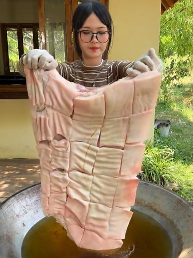 Delicious Deep Fried Braised Pork Recipe
