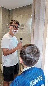 Vì sao Đức Anh ngày nào cũng cạo râu? #gillette #daocao #taitroboipg