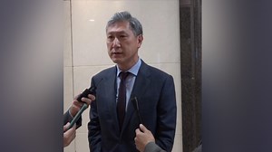 韩国大使卢载宪抵达首都机场，引用“愚公移山”典故表态，将竭尽全力推动韩中睦邻友好