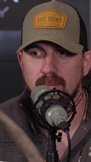 Mature Buck Strategy | 180” Buck Down and Hunting TARGET Bucks This week in the Deer Society podcast studio we have ANOTHER 180” guest at the table! Bryan Lemke struck gold in lA and he breaks down some key strategies and tactics that went into his recent success. Next we shift the subject to Targeting Mature Bucks and deep dive into some of our favorite tactics and key observations when pursuing MATURE Bucks. | The Deer Society